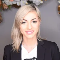 Ioana Petrovic-Skin Specialist