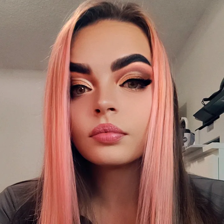 Juliet🧚‍♀️