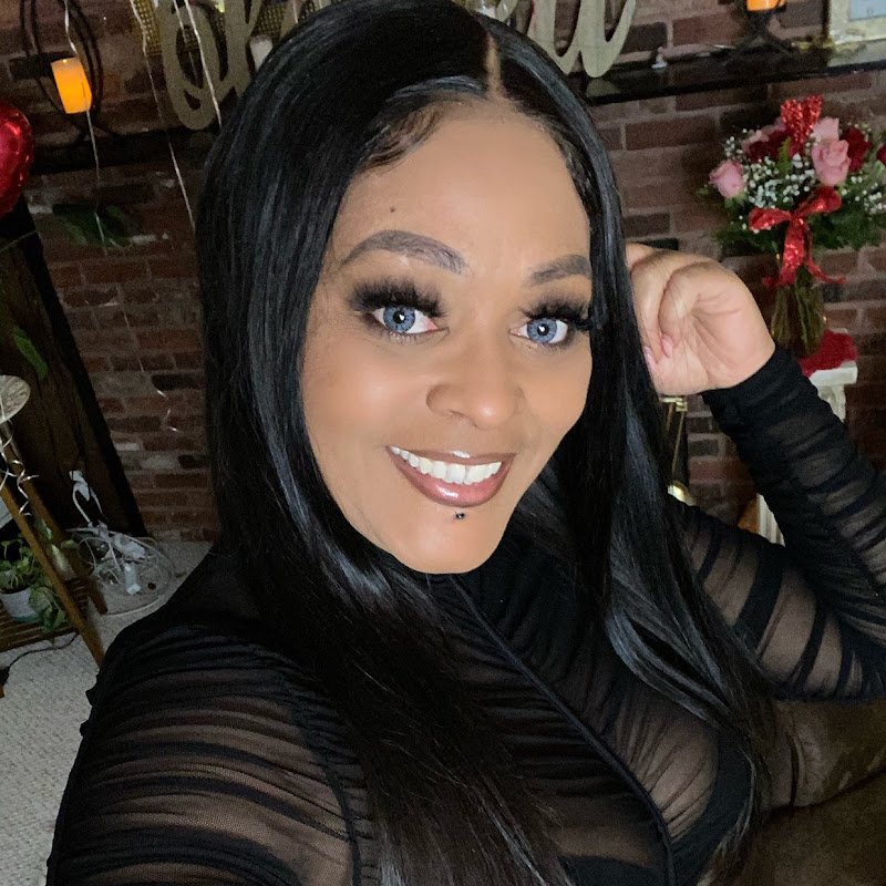 Charnell Lanay Vlogs