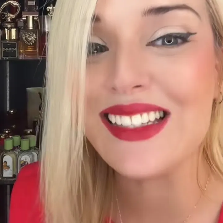 CHOLLOS TIK TOK SHOP