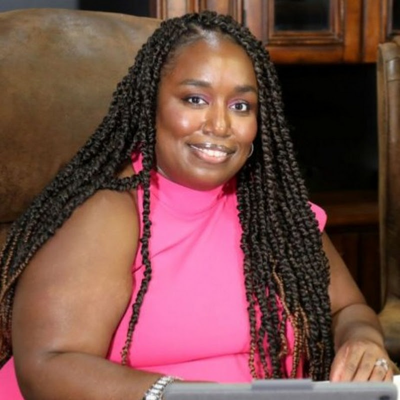 Cambria Nwosu, DNP, RN, LNC