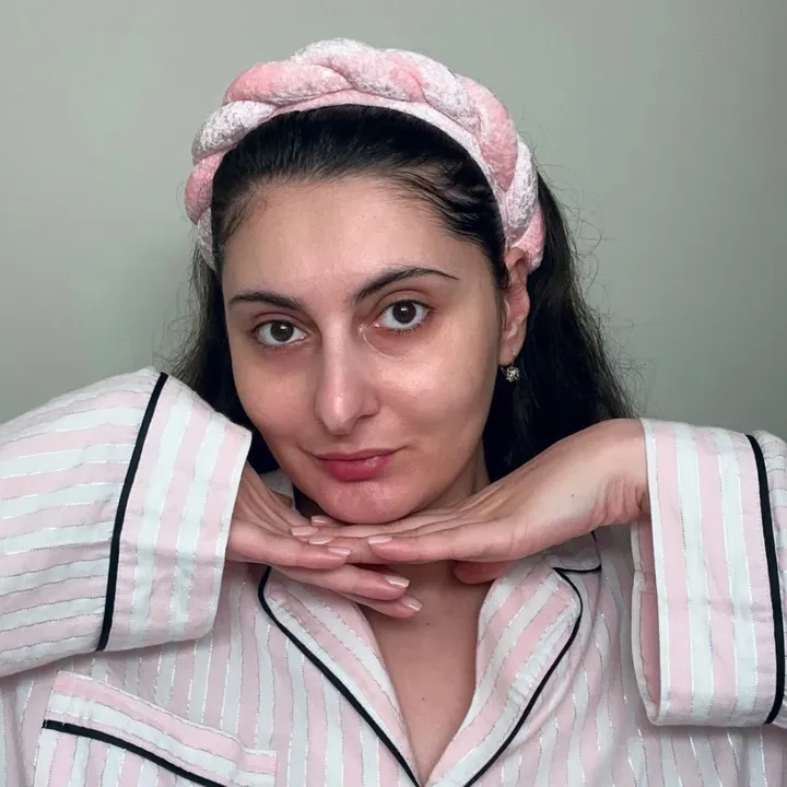 AREVIK | UGC creator Canada