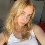 Mariana Ramalho | beauty, fashion content creator