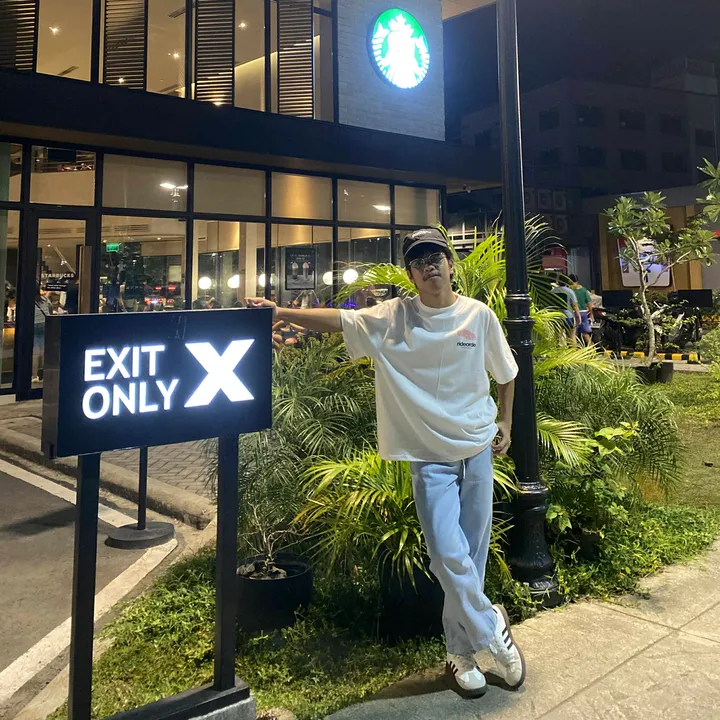 Doux光҈ื҈ุ҈꙰