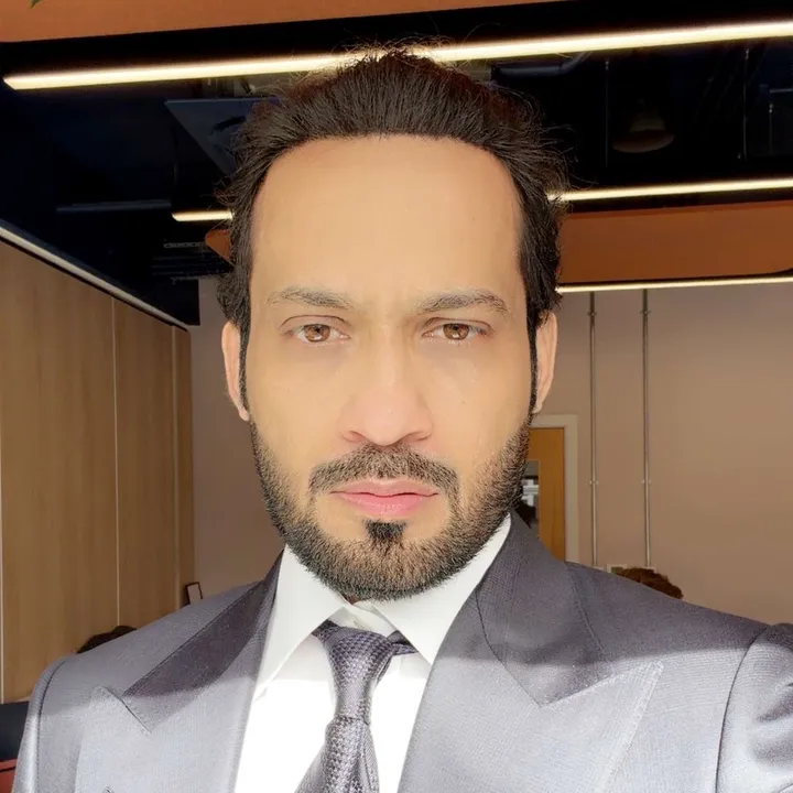 Waqar Zaka
