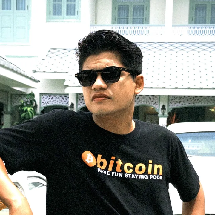 ding bitcoiner