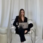 Izabela Kopacz | UGC | Content Creator | Social Media Specialist