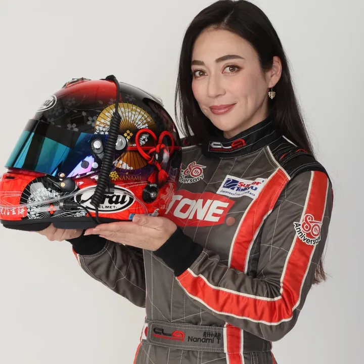 NANAMI TSUKAMOTO