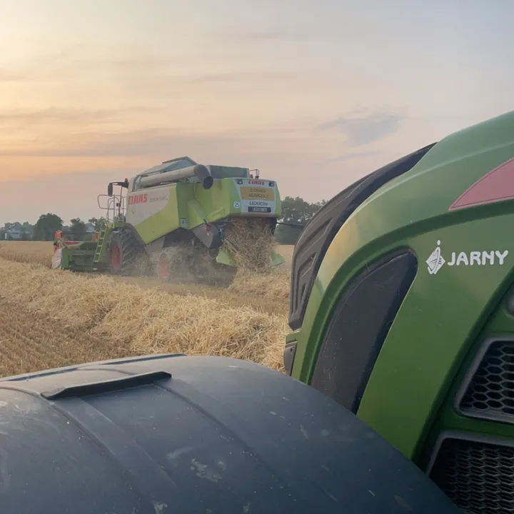 FrenchFarmer49 🇫🇷🇫🇷