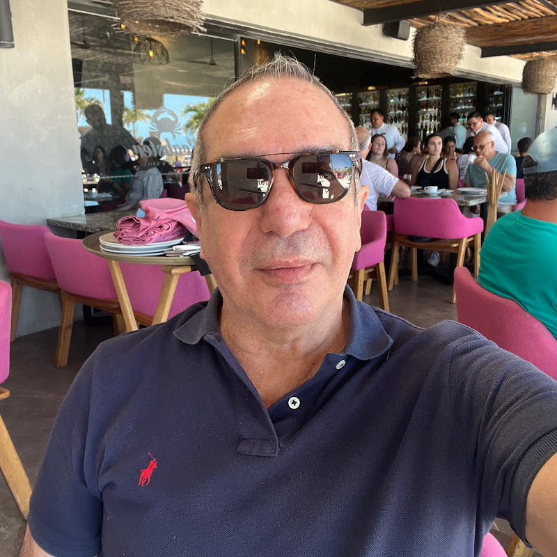 Turisteando en mis 60s - con Guido Rosas