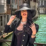 DELARAM 🤍 Content Creator