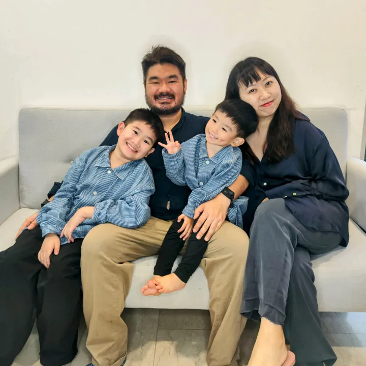 Lee Family 李家出走