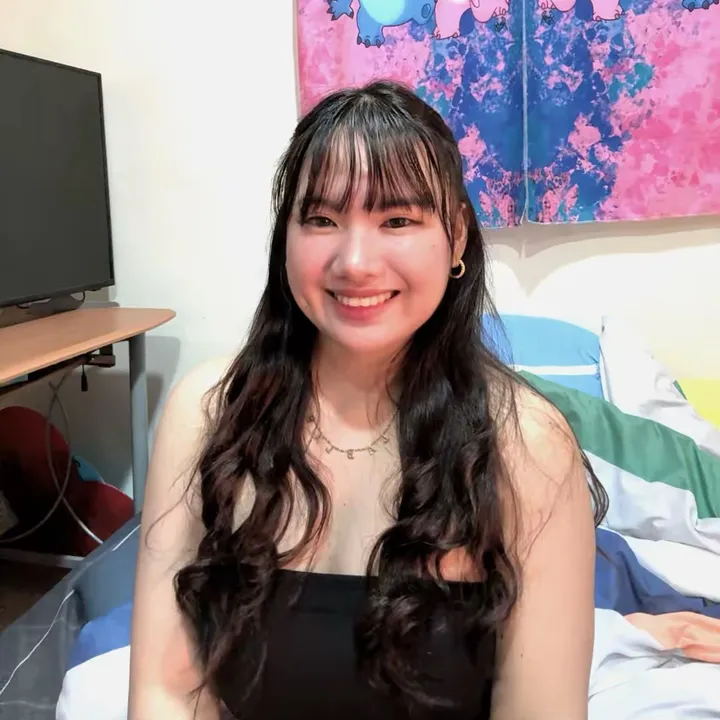 Nèi lì zhēn 內莉珍  🩵