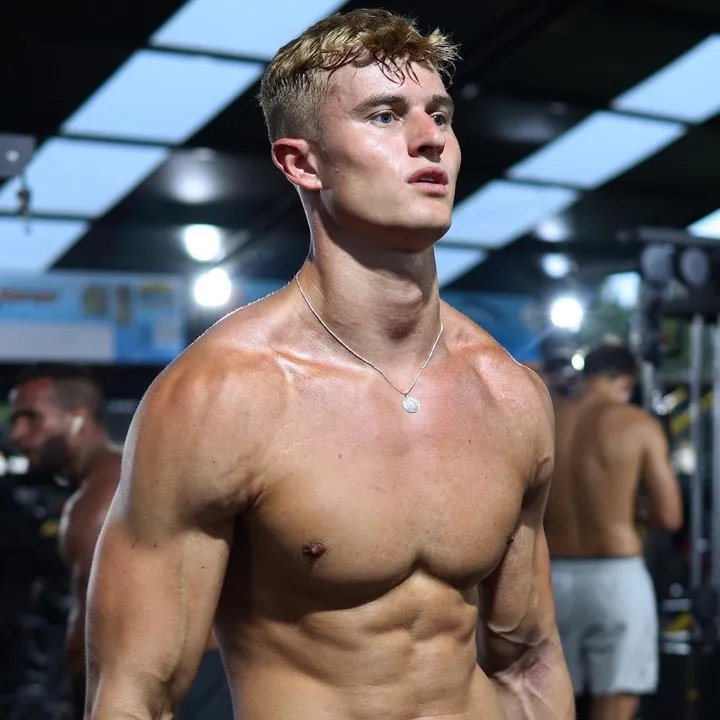 Ollie Rhoda | Online Coach