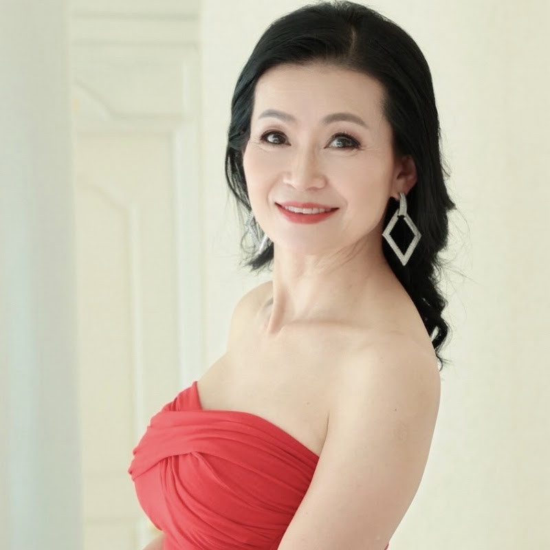 เล็ก พัชรินทร์ - LEK PATCHARIN
