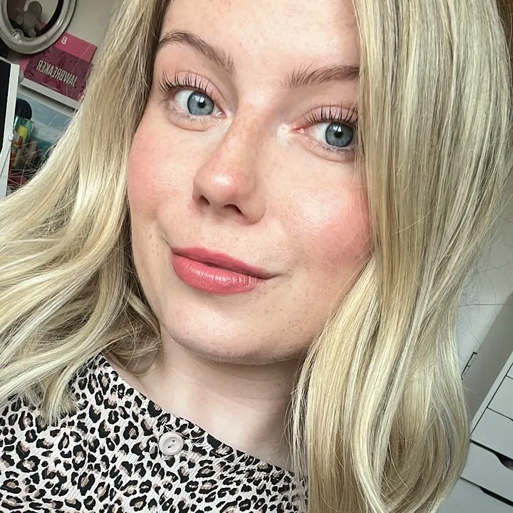 Simply Laura