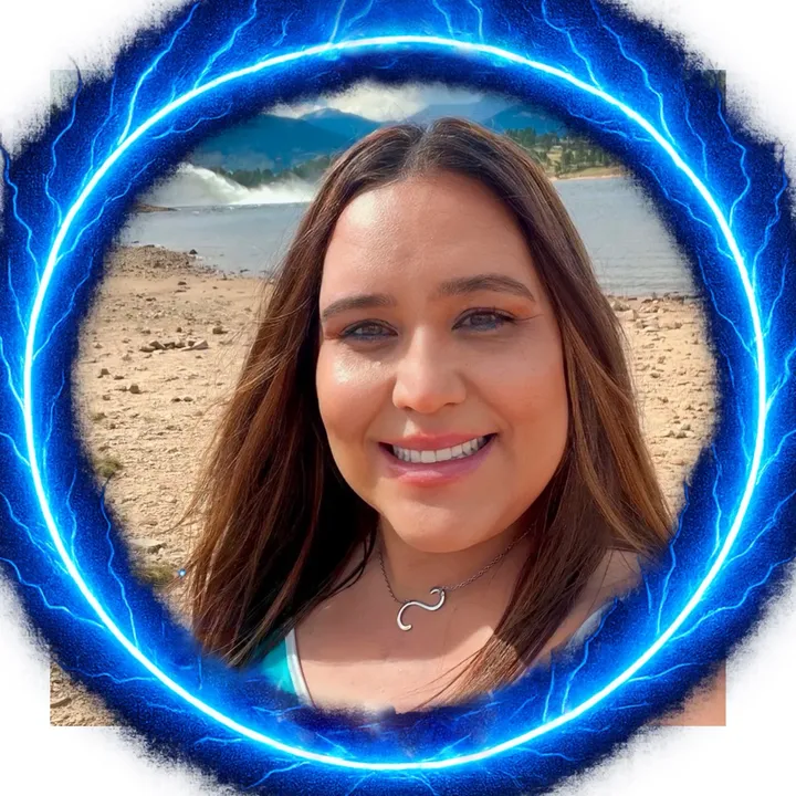 𝑺𝒉𝒂𝒓𝒊 🤍🦋