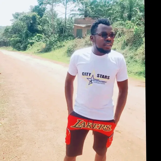 Manager Blaise 🇺🇬