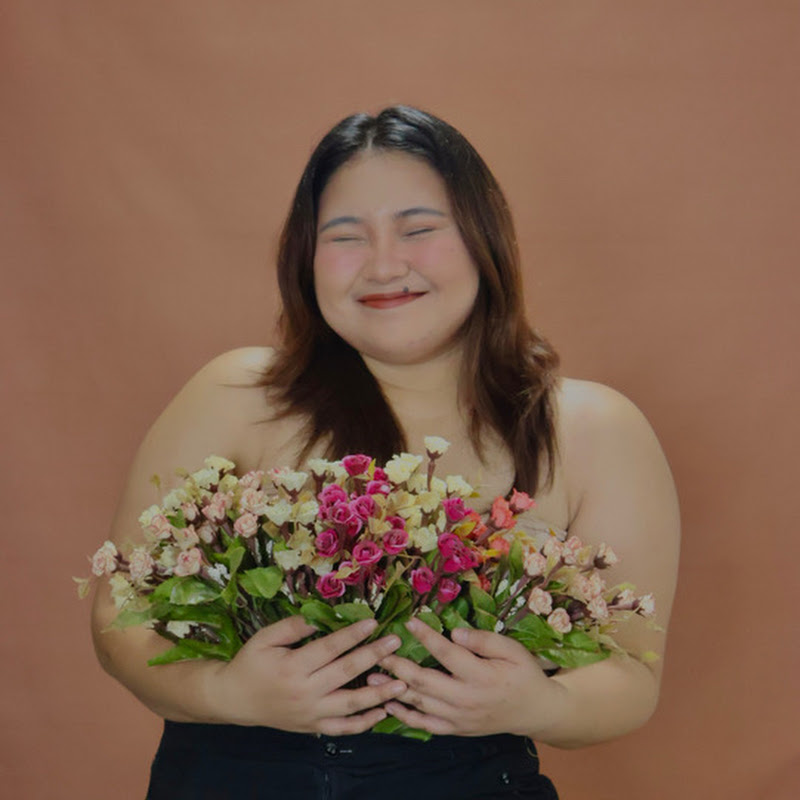 Iza Mari Dela Rosa