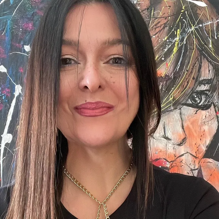 Kelly Stamouli Κέλλυ Σταμούλη