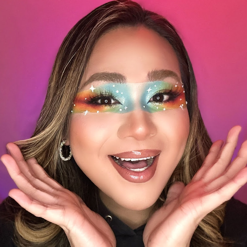 𝑯𝒊𝒓𝒐 𝑮𝒍𝒐𝒘