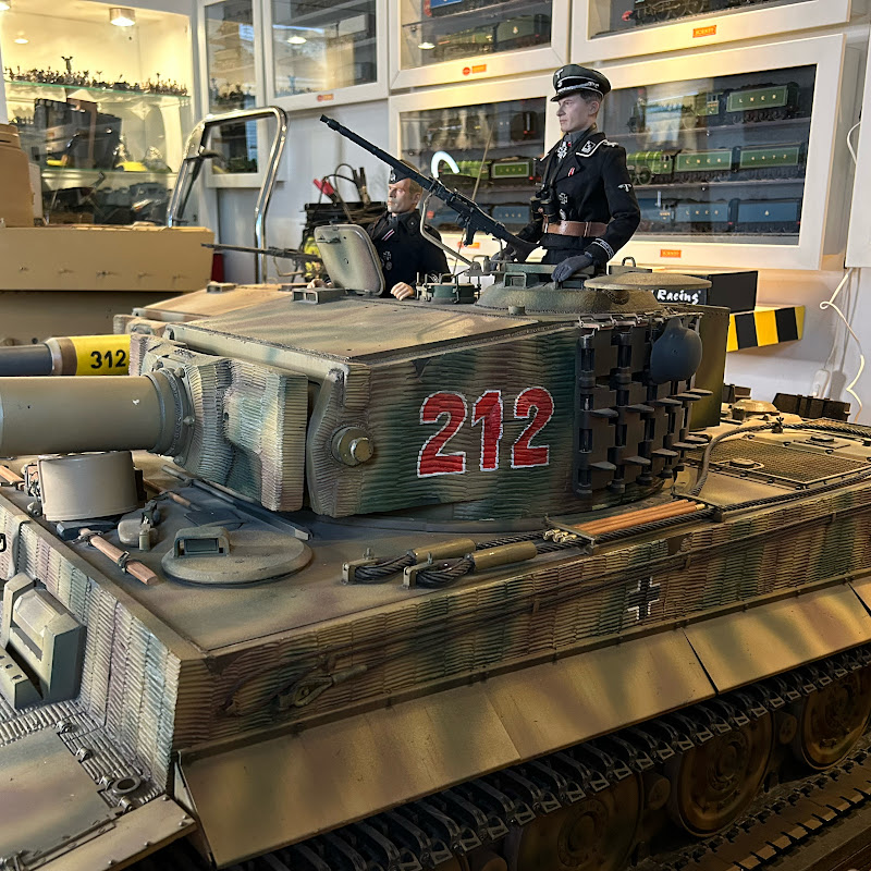 1/6 RC tank workshop