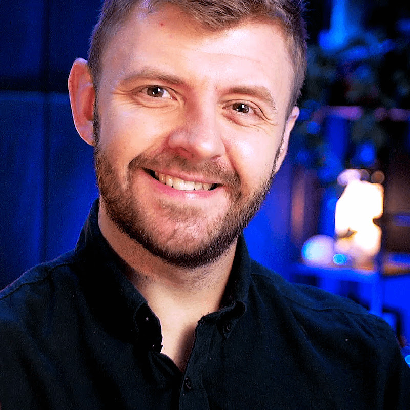 Adrian Naumowicz Jupiko