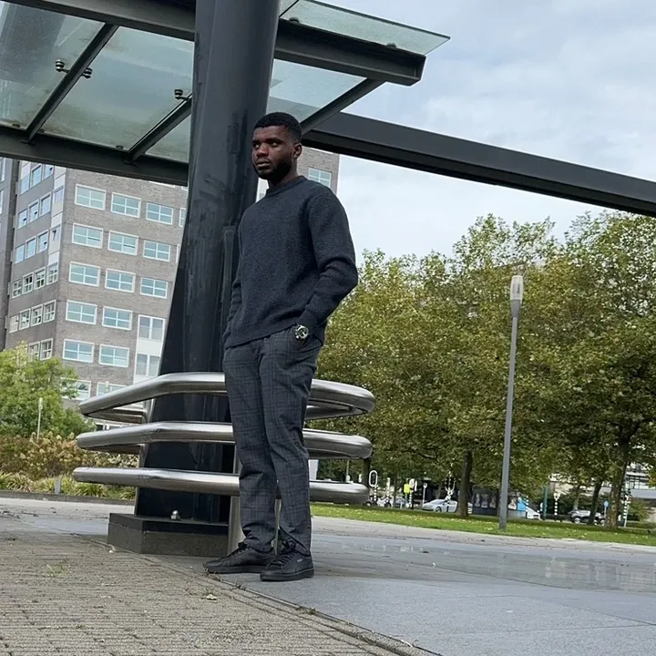 RAYMOND🇬🇭🇳🇱