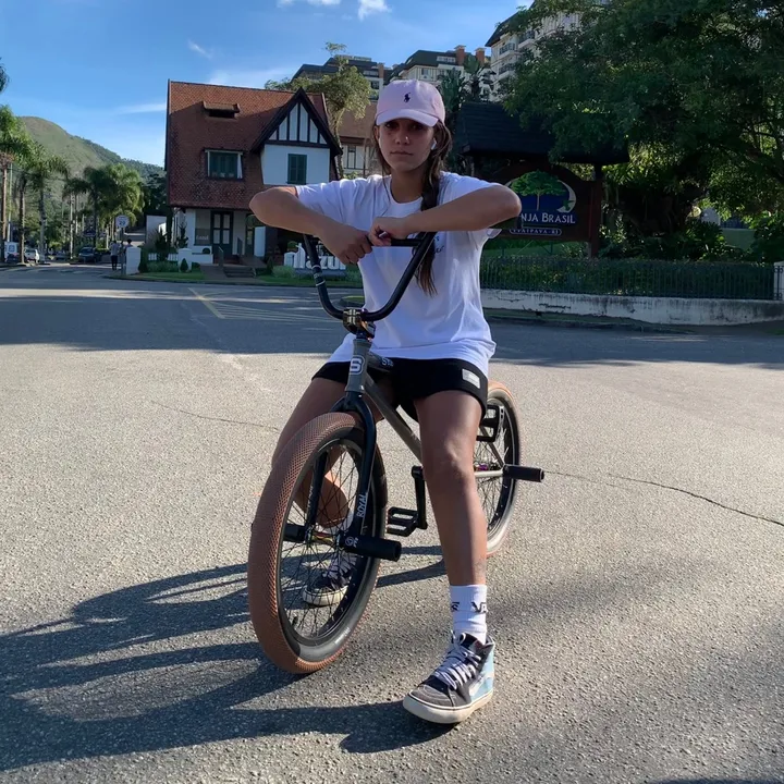 Lari bmx