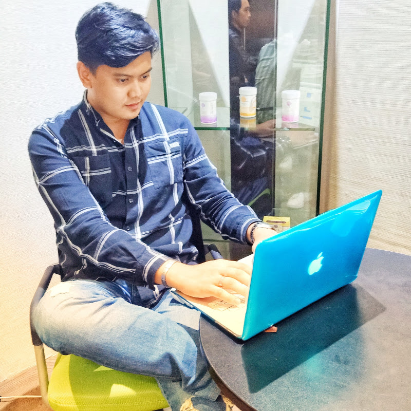Coach Rian R. Saldaña