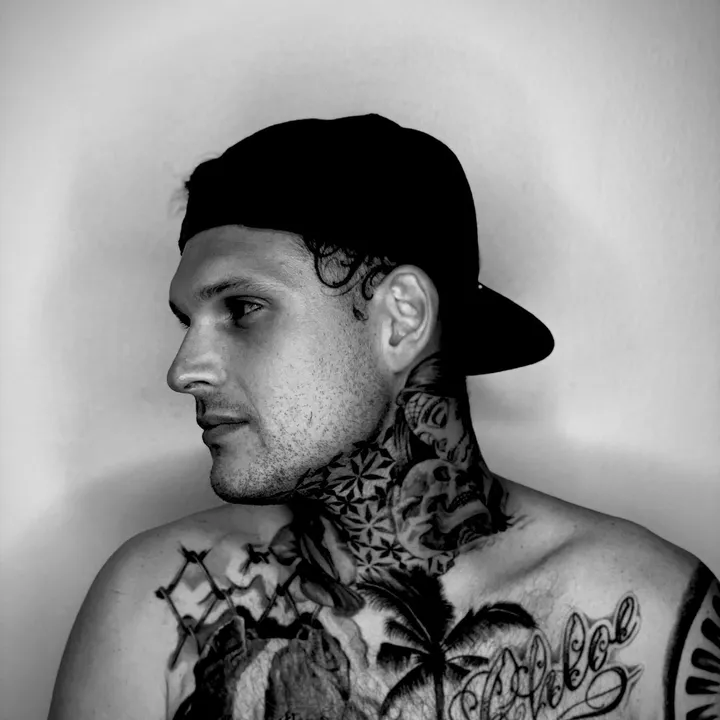 simone pettorossi bullytattoo