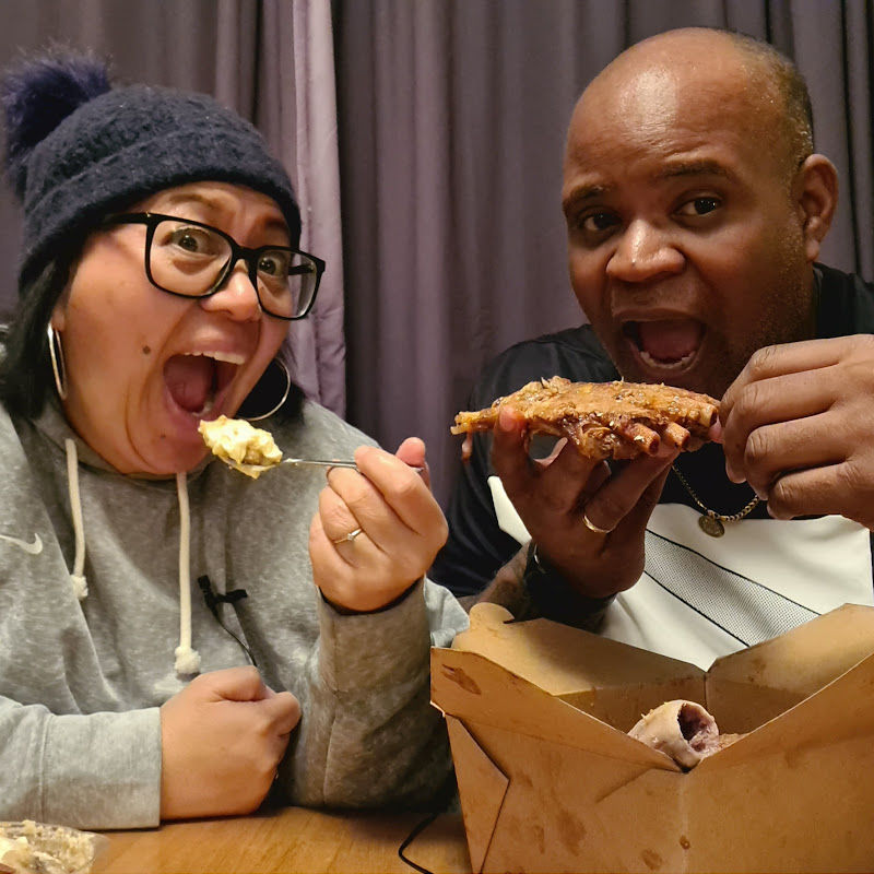 Travel & Eat with Mike & Lil