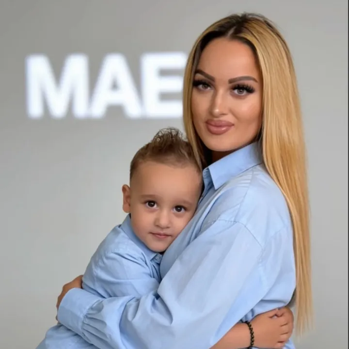 nicole_gheorghe72
