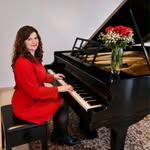 OLJA LORENZ  🎹 PIANO MUSIC