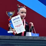 Я, Анюта - юная гимнастика