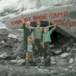 Clanwander | Adventure Nomad Family | Travel Coach