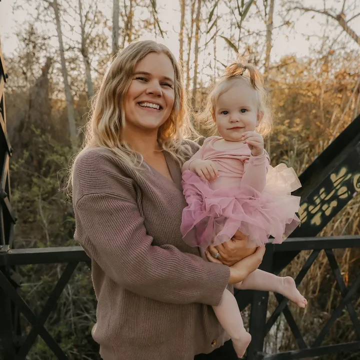 Jaclyn | Toddler Mom