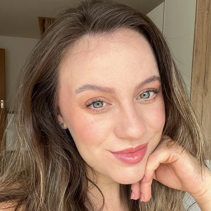 VANESSA | mom life & beauty