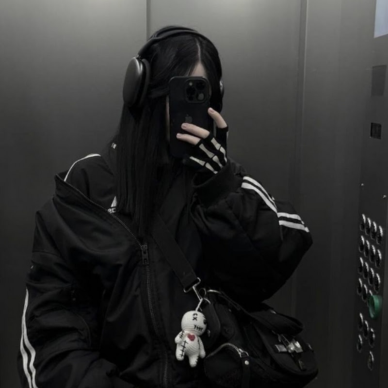 𝐋𝐢𝐲𝐚