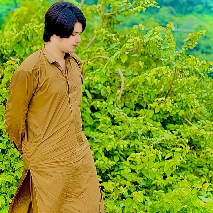 🫀Mr–Khizerخان✨👀