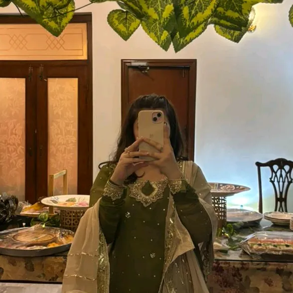 Mina Khan