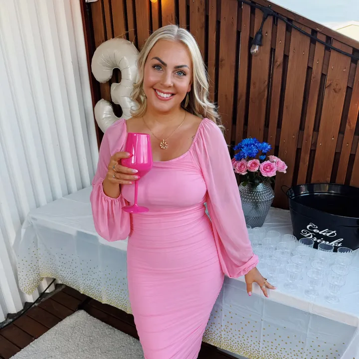 Ása Hrund Viðarsdótt