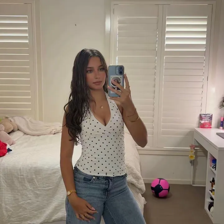 clairelilyosullivan