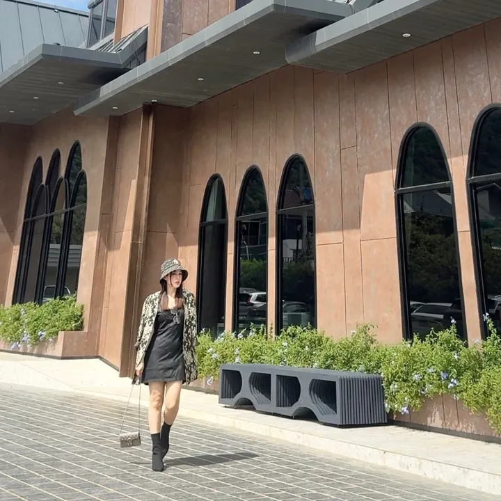 จรัญญา สรรหามาฝาก