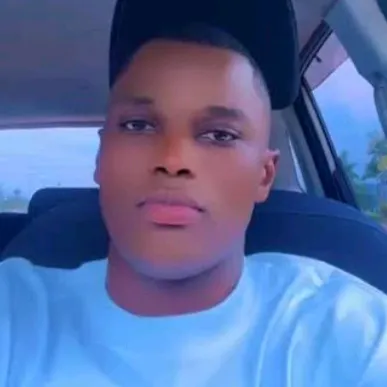 Don b omugaga
