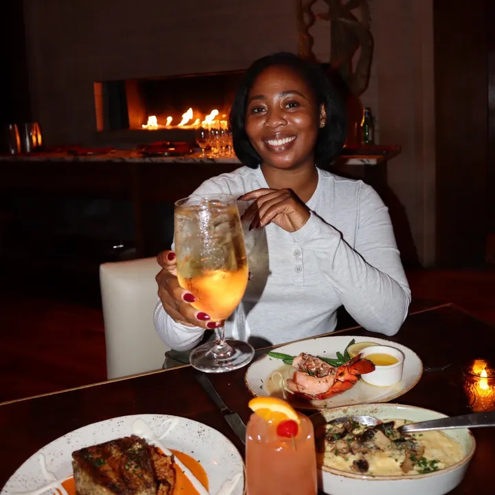 Adeola Crown | NYC + Travel