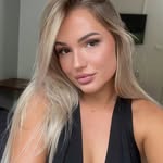 Sasha | Content Creator | UGC En/NL | Model