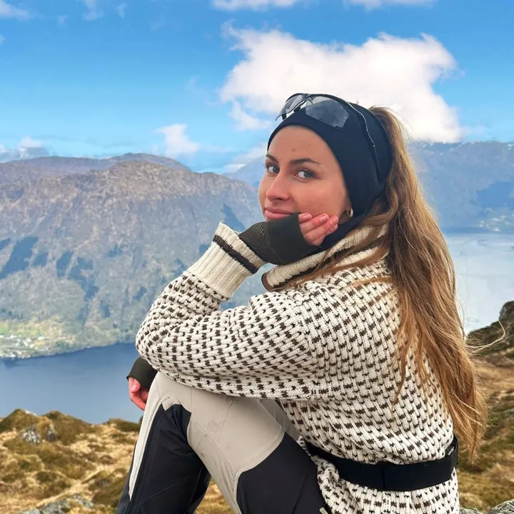 TINA | travel & hiking