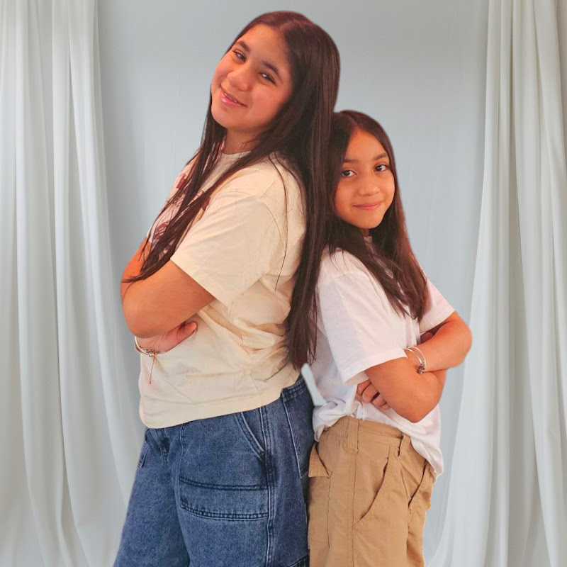 Alexa y Gianna Machuca