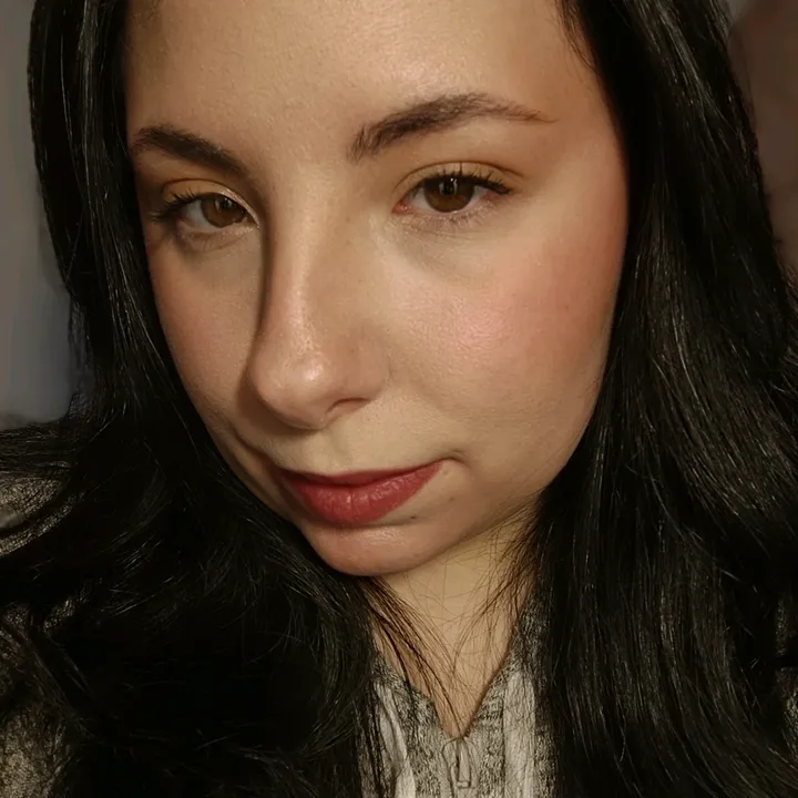 Roberta.me_UGC